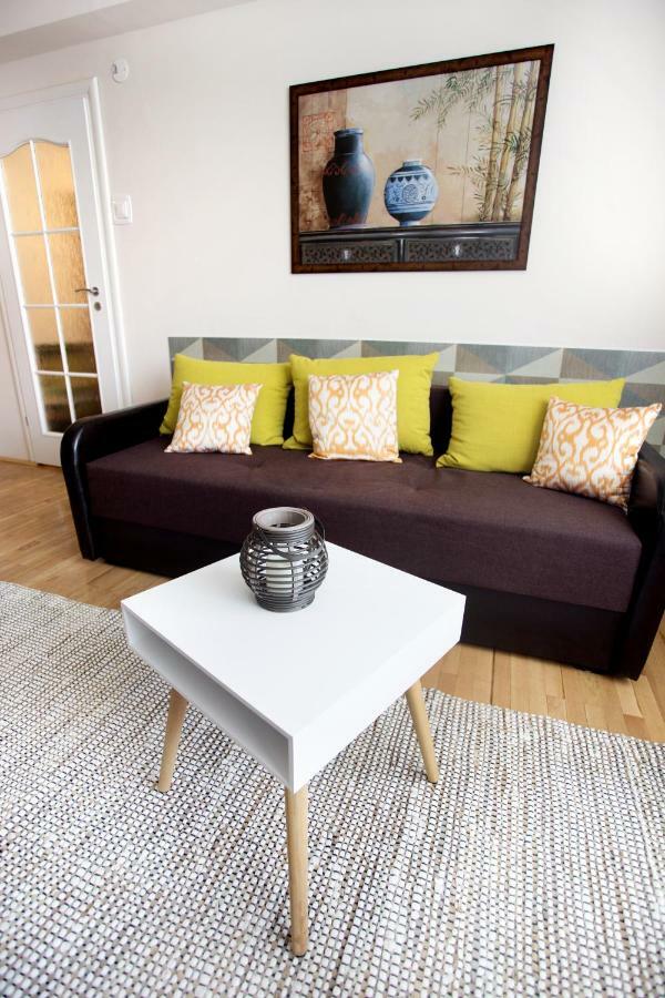 Rox 3 Apartment